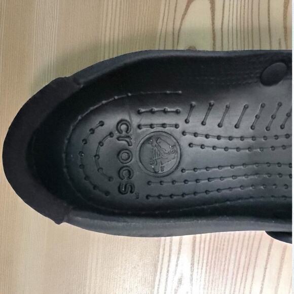 Crocs Alice Work Mary Jane Flat Black Size 5 EUC - Picture 6 of 6